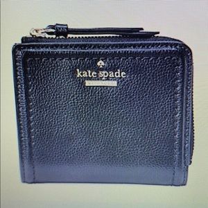Kate Spade Paterson Driv small l-zip bifold wallet